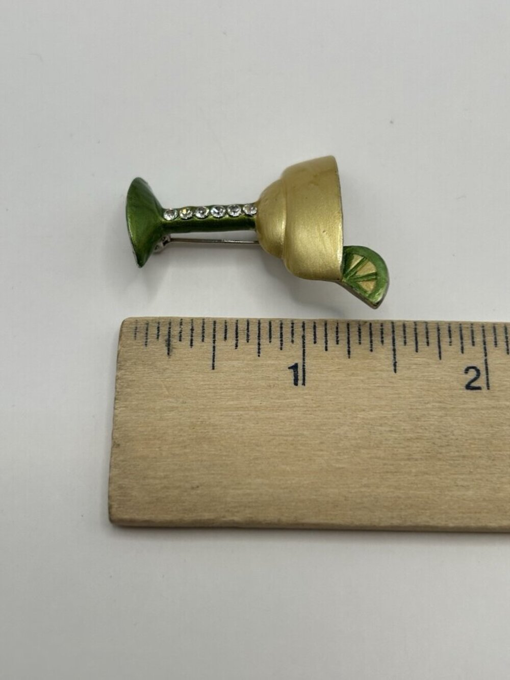Vintage Margarita Cocktail Brooch Pin Enamel Rhinestone Lime Drink Barware Gift - Picture 7 of 9